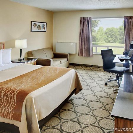 Comfort Inn Moncton East Exterior foto