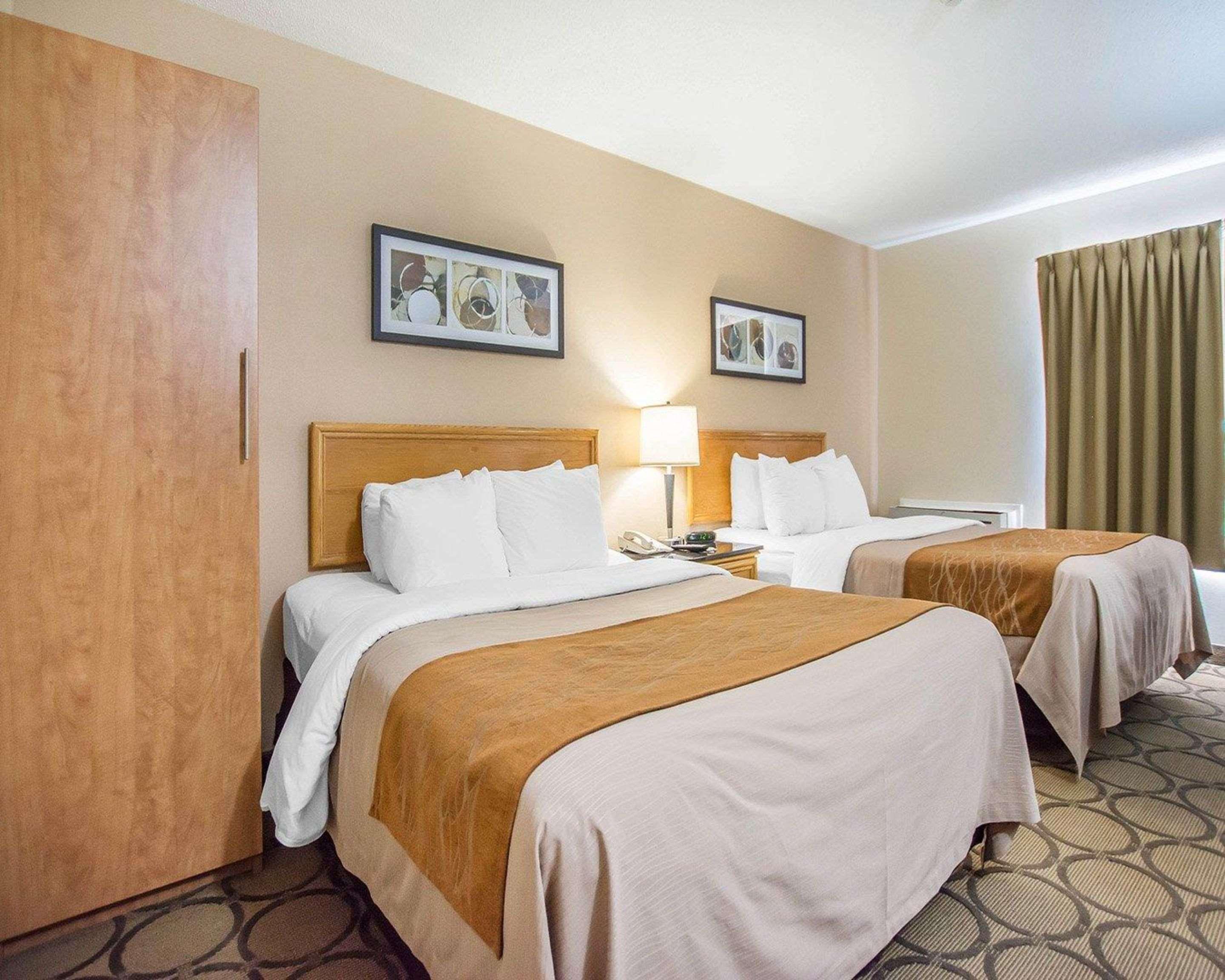 Comfort Inn Moncton East Exterior foto