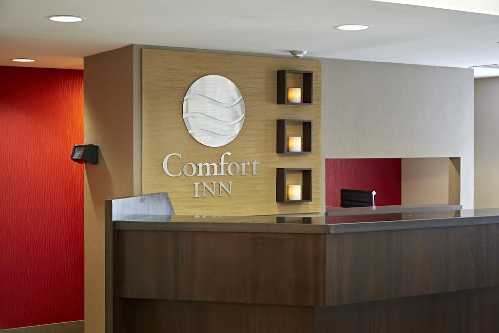 Comfort Inn Moncton East Exterior foto